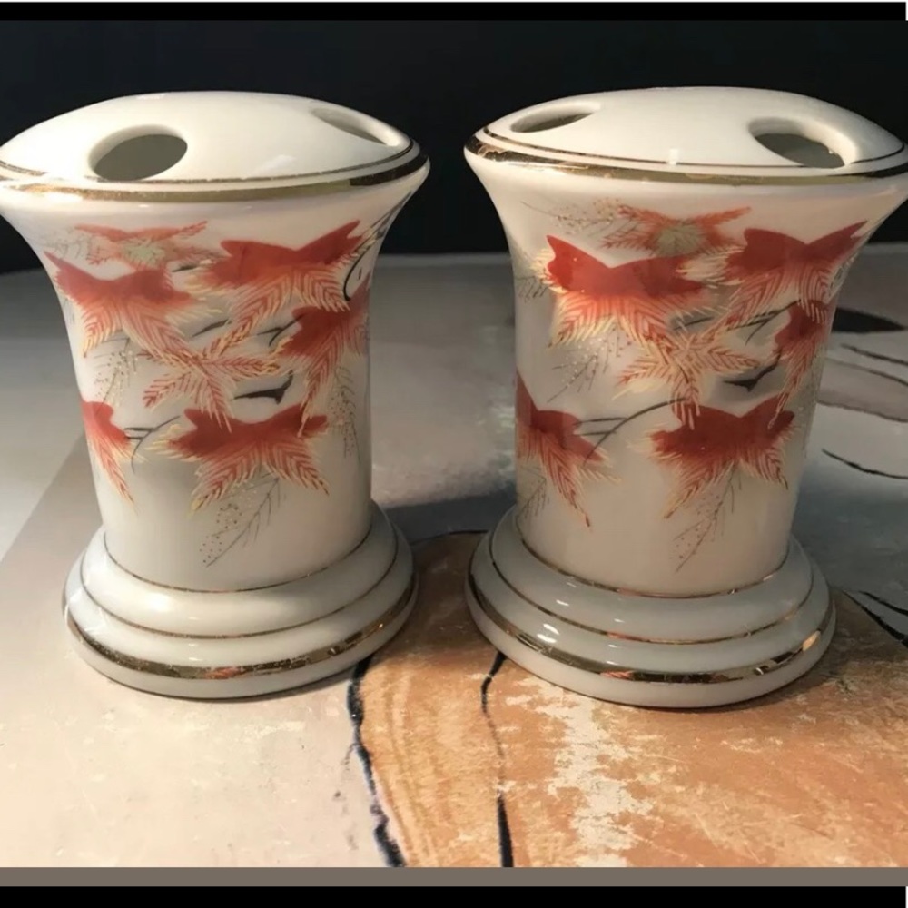Vintage Irice Hand Painted Toothbrush Holder